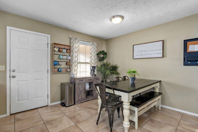 651 S Mahn Avenue, Springfield, MO 65802