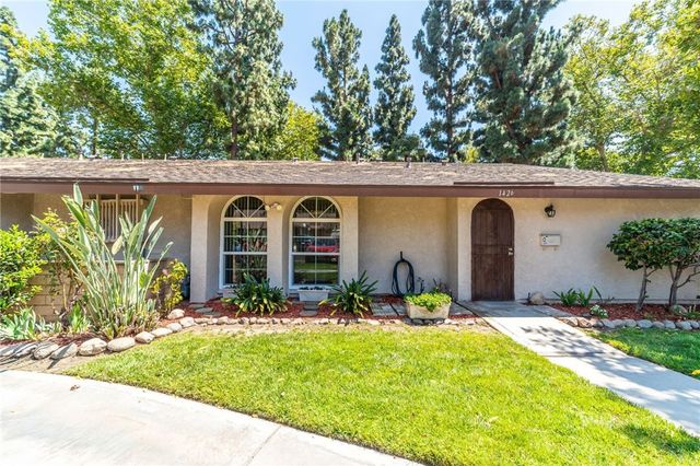 1426 Fredericks, Upland, CA 91786