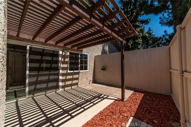 1426 Fredericks, Upland, CA 91786