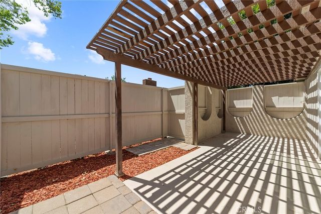 1426 Fredericks, Upland, CA 91786
