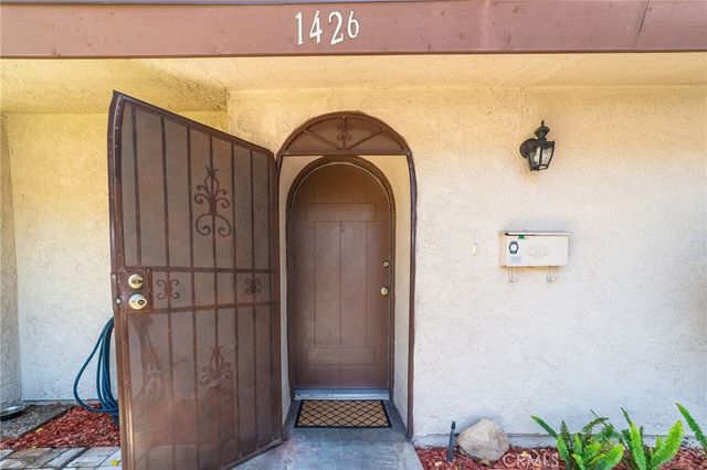 1426 Fredericks, Upland, CA 91786