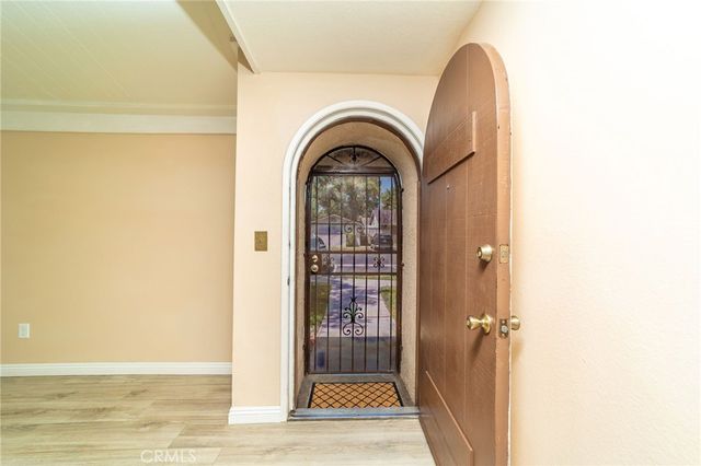 1426 Fredericks, Upland, CA 91786