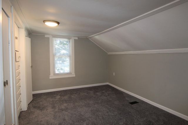 914 Chicago Avenue, Kalamazoo Twp, MI 49048