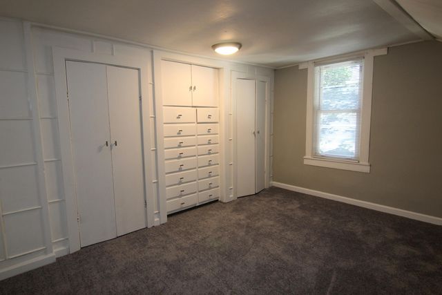 914 Chicago Avenue, Kalamazoo Twp, MI 49048