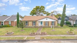 8814 Linda Vista Drive, Rowlett, TX 75088
