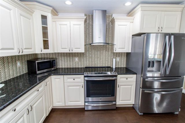 2342 WILLOW TREE TRAIL, Clearwater, FL 33763