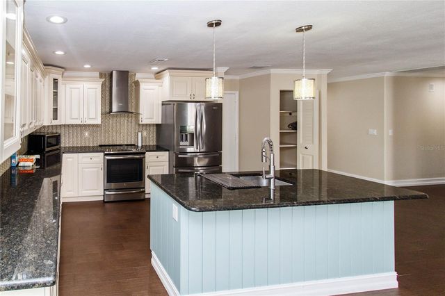 2342 WILLOW TREE TRAIL, Clearwater, FL 33763