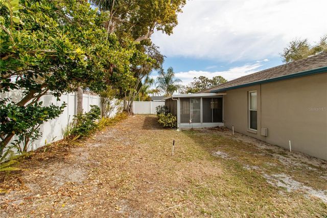 2342 WILLOW TREE TRAIL, Clearwater, FL 33763