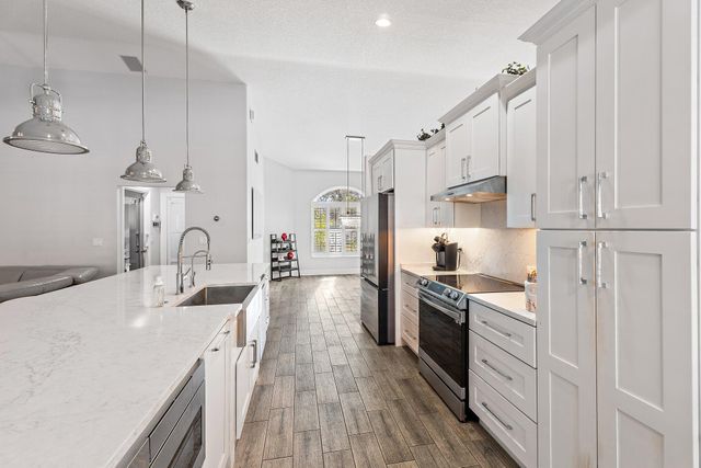 13033 Randolph Siding Road N, Jupiter, FL 33478