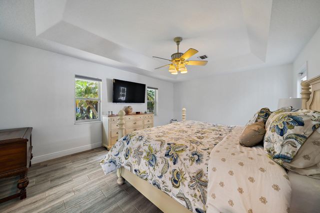 13033 Randolph Siding Road N, Jupiter, FL 33478