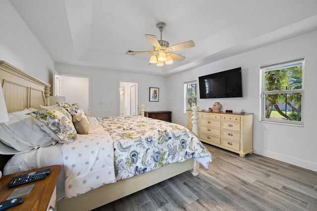 13033 Randolph Siding Road N, Jupiter, FL 33478