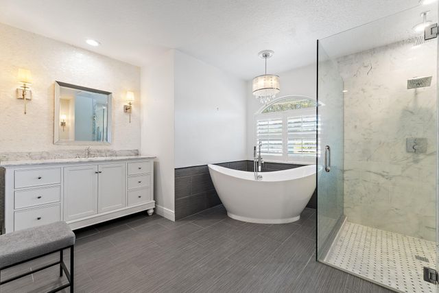 13033 Randolph Siding Road N, Jupiter, FL 33478