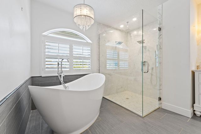 13033 Randolph Siding Road N, Jupiter, FL 33478