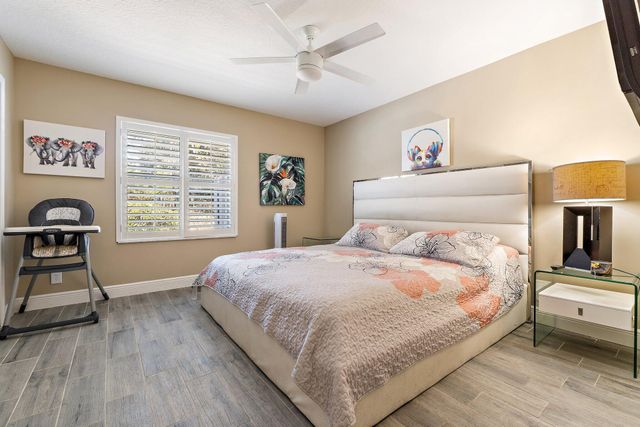 13033 Randolph Siding Road N, Jupiter, FL 33478