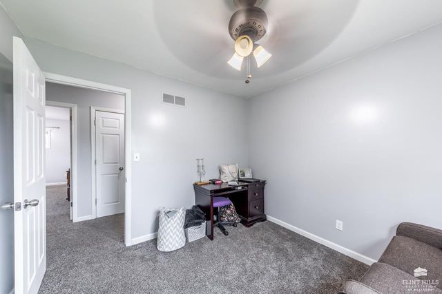 3629 Rocky Ford Avenue, Manhattan, KS 66502