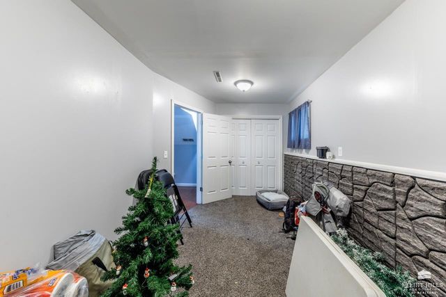 3629 Rocky Ford Avenue, Manhattan, KS 66502