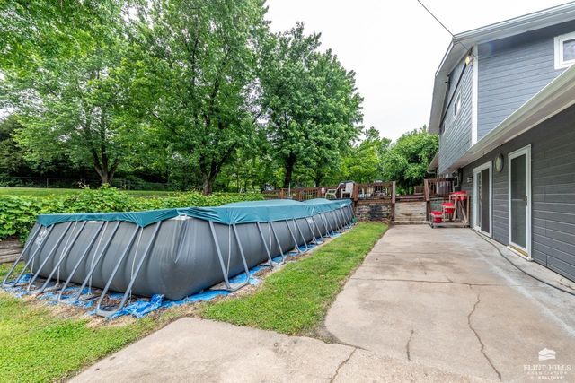 3629 Rocky Ford Avenue, Manhattan, KS 66502