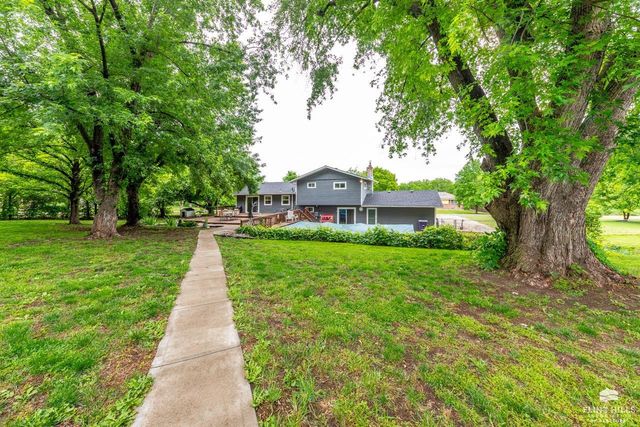 3629 Rocky Ford Avenue, Manhattan, KS 66502
