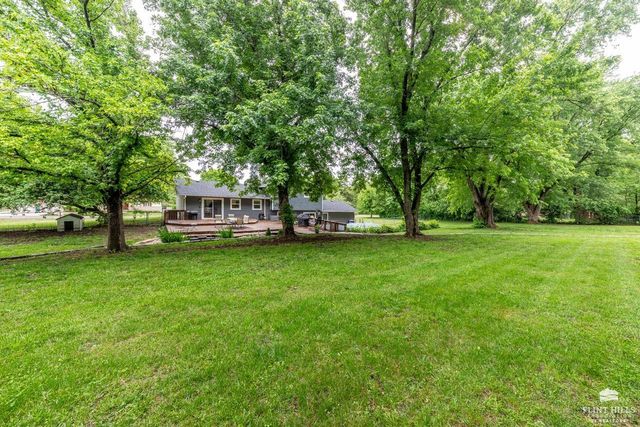 3629 Rocky Ford Avenue, Manhattan, KS 66502