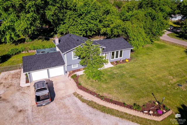 3629 Rocky Ford Avenue, Manhattan, KS 66502