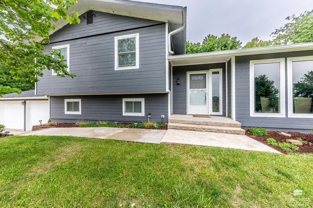 3629 Rocky Ford Avenue, Manhattan, KS 66502