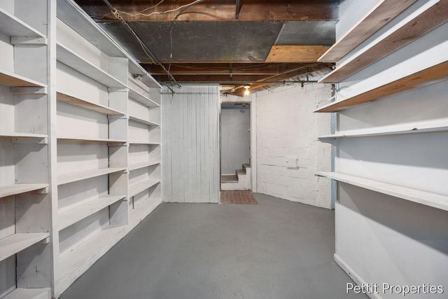 1303 Griswold Street, Grand Rapids, MI 49507