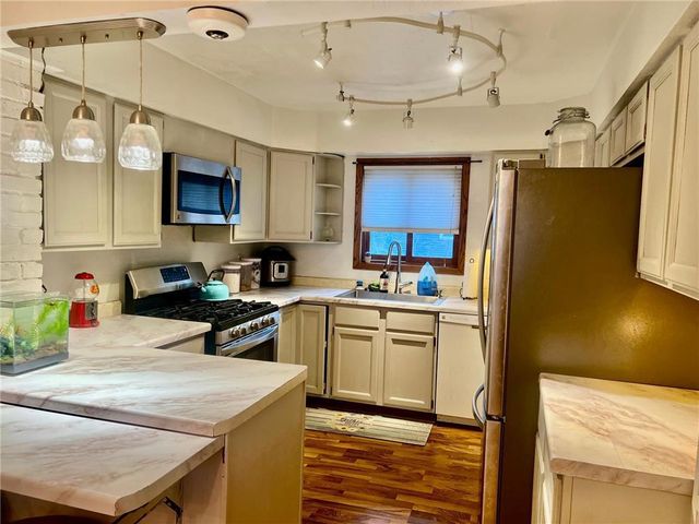 504 Phipps Avenue, Rice Lake, WI 54868