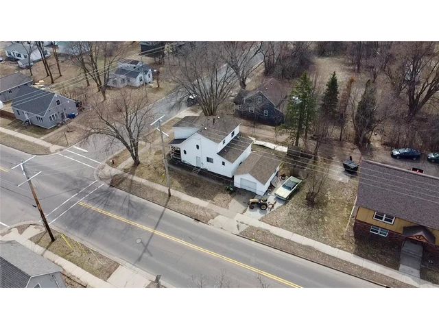 504 Phipps Avenue, Rice Lake, WI 54868