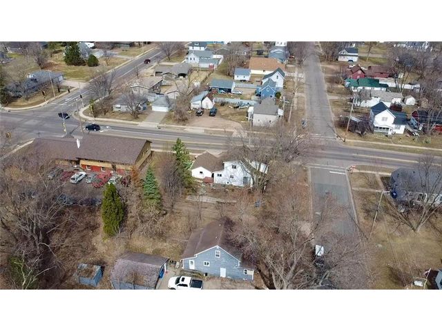 504 Phipps Avenue, Rice Lake, WI 54868