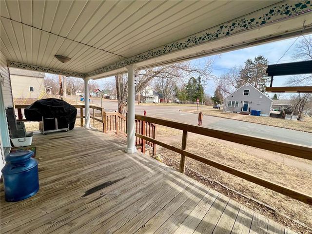 504 Phipps Avenue, Rice Lake, WI 54868