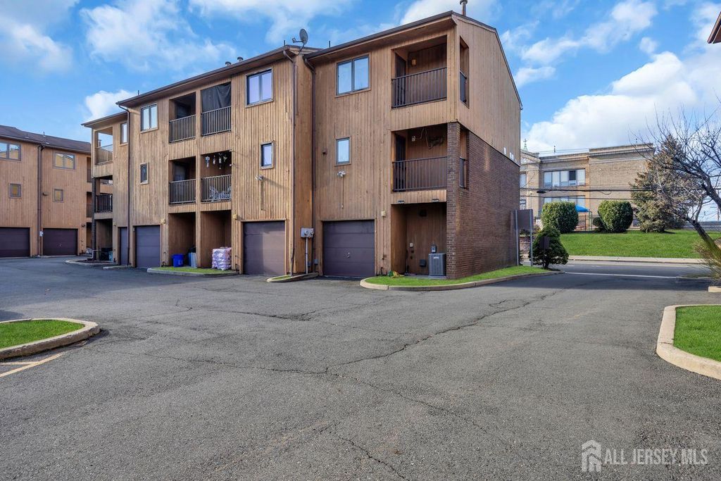 108 Paul Robeson Boulevard, New Brunswick, NJ 08901