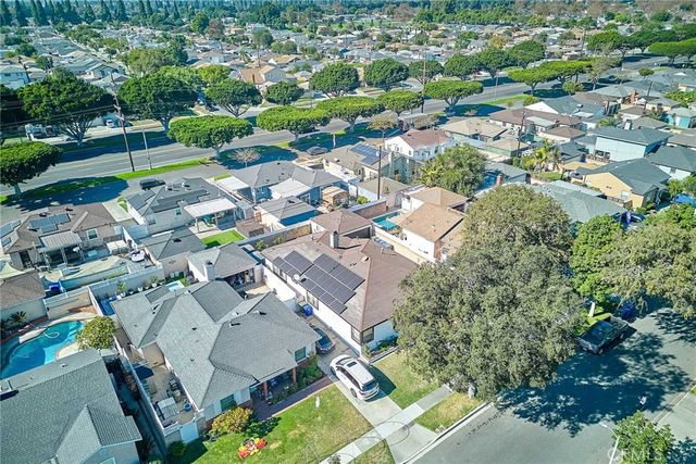 5019 Fanwood, Lakewood, CA 90713