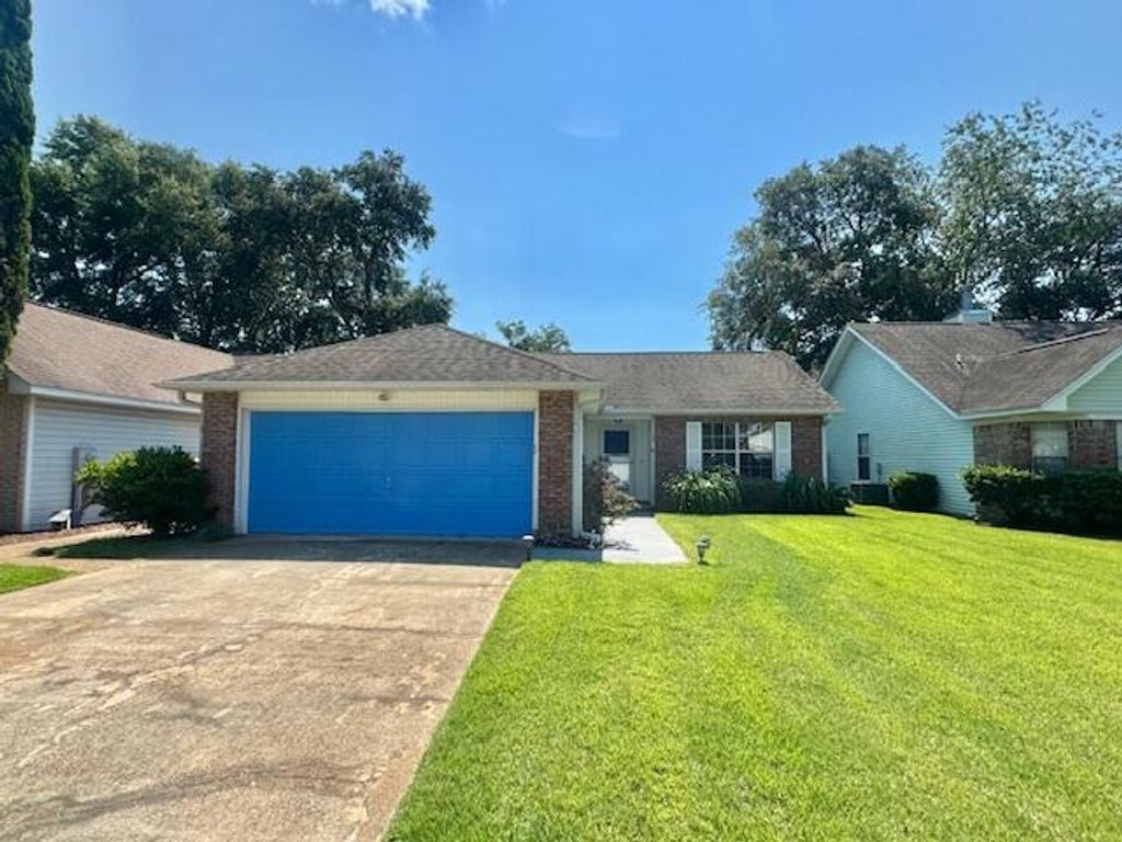 129 Wright Circle, Niceville, FL 32578