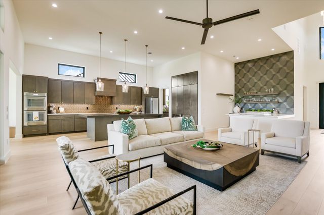 130 Azalea LOOP, Horseshoe Bay, TX 78657