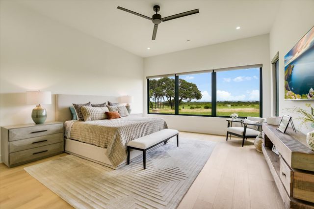 130 Azalea LOOP, Horseshoe Bay, TX 78657