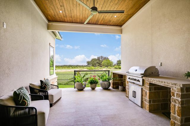 130 Azalea LOOP, Horseshoe Bay, TX 78657