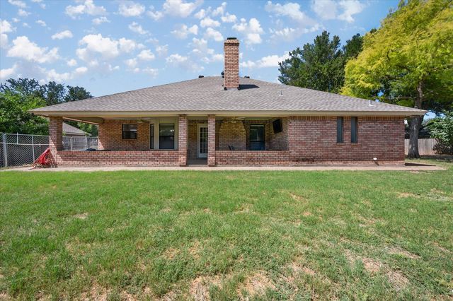 1128 Rock Ridge Drive, Burleson, TX 76028