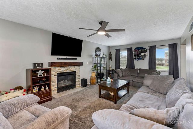 200 Greenwood Lane, Trenton, OH 45067