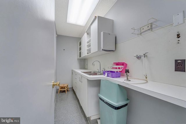 535 MONMOUTH ST, Gloucester City, NJ 08030