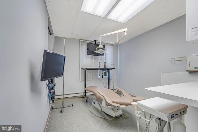 535 MONMOUTH ST, Gloucester City, NJ 08030