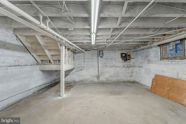 535 MONMOUTH ST, Gloucester City, NJ 08030