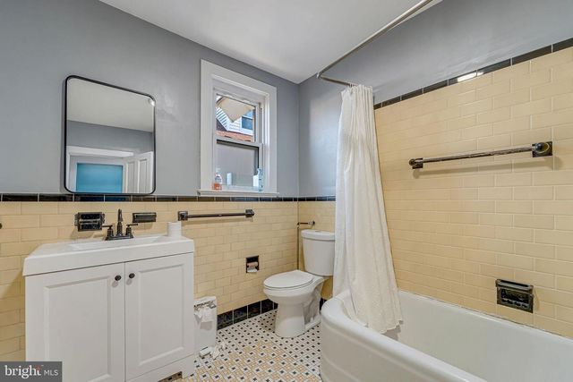 535 MONMOUTH ST, Gloucester City, NJ 08030