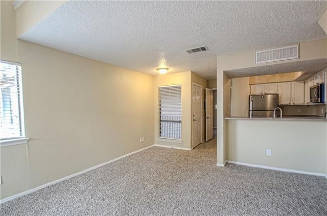 9835 Walnut Street 202, Dallas, TX 75243