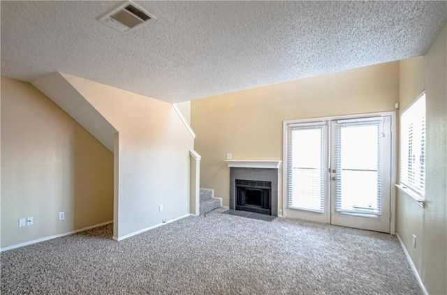 9835 Walnut Street 202, Dallas, TX 75243