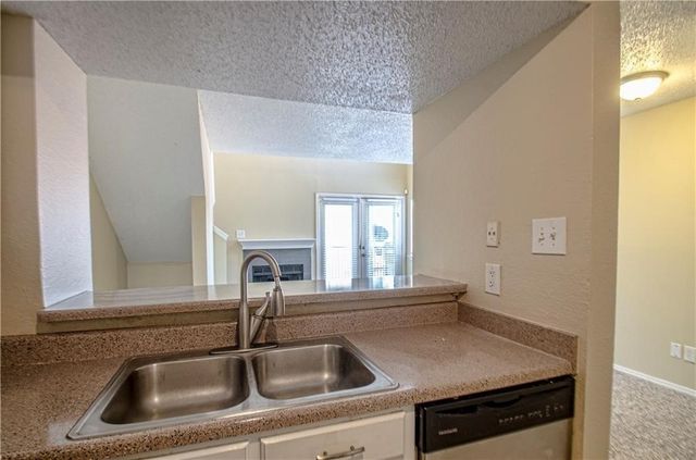 9835 Walnut Street 202, Dallas, TX 75243