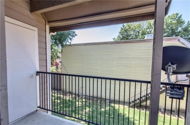 9835 Walnut Street 202, Dallas, TX 75243
