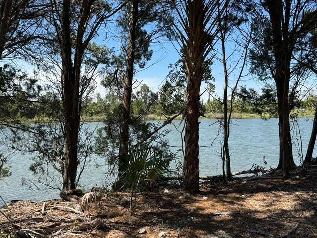 5842 W CONNETQUOT PLACE, Dunnellon, FL 34433