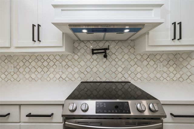 11306 Cedar Drive, Mabank, TX 75156