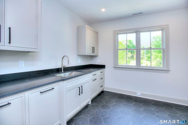 48 Kettle Creek Road, Weston, CT 06883
