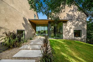 2405 Deer PASS, Austin, TX 78746